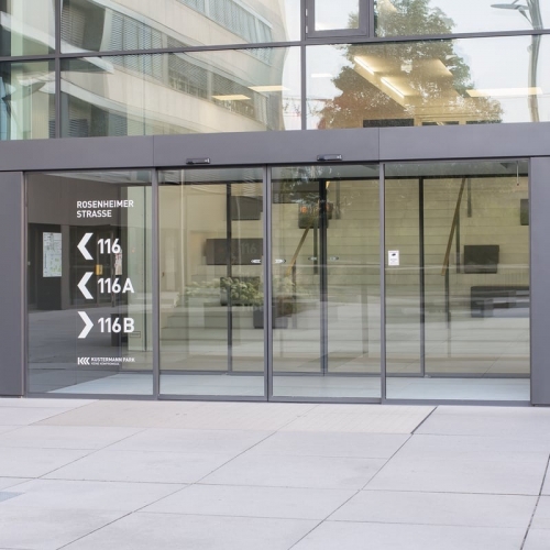 Lợi ích và ứng dụng của cửa trượt tự động