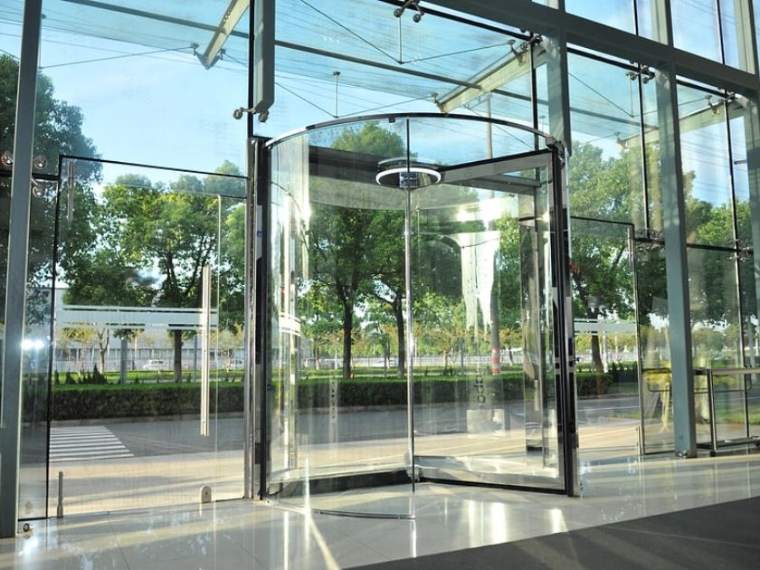 Những lợi ích tuyệt vời khi lắp đặt cửa lồng xoay có thể bạn chưa biết