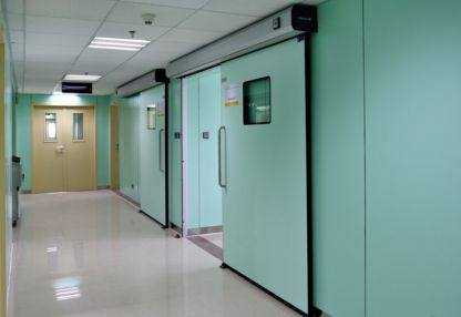 Tìm hiểu hệ thống cửa trượt tự động chuyên dùng trong bệnh viện 